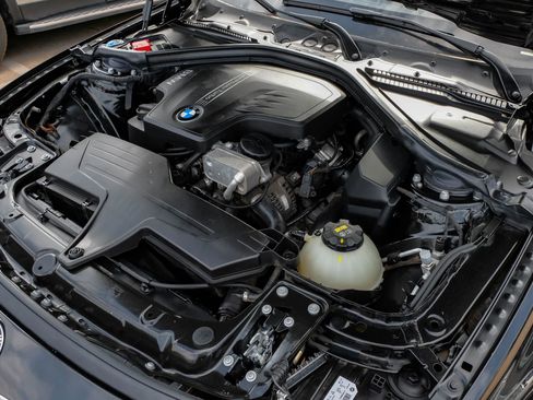 Used 2018 BMW 320i Sedan image 57