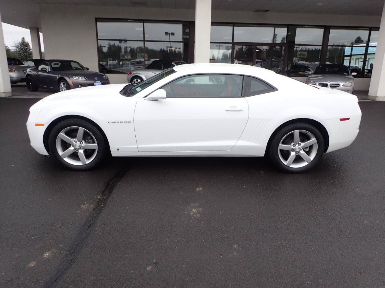 Used 2010 Chevrolet Camaro LT w/ Interior Accent Trim Package RWD image 2
