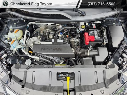 Used 2026 Nissan Rogue SV AWD/4WD image 12