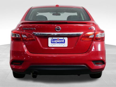 Used 2019 Nissan Sentra SR image 8