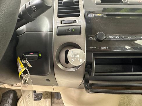 Used 2004 Toyota Prius image 20