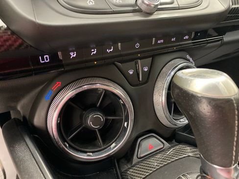Used 2018 Chevrolet Camaro SS RWD image 23