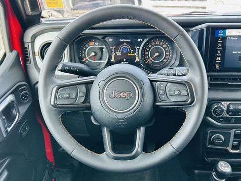 Used 2024 Jeep Wrangler Sport S image 13