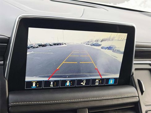 Used 2021 GMC Yukon SLT w/ SLT Luxury Plus Package image 32