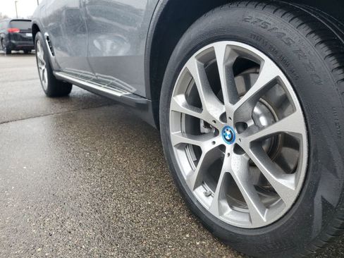 Used 2025 BMW X5 xDrive50e image 34