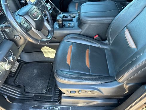 Used 2023 GMC Sierra 1500 AT4 w/ Technology Package image 15