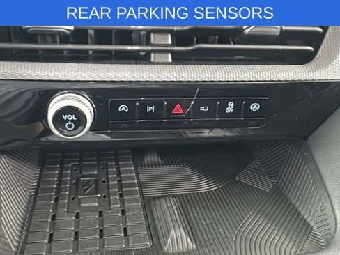 Used 2025 Ford Explorer ST image 29