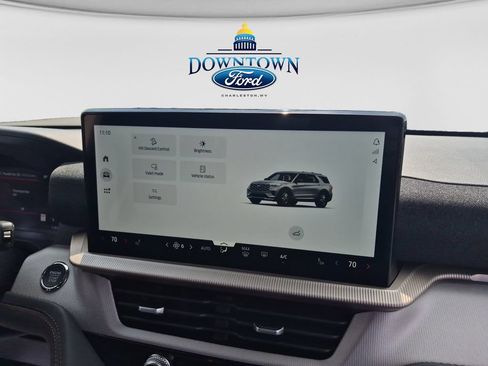 Used 2026 Ford Explorer Active AWD/4WD image 37