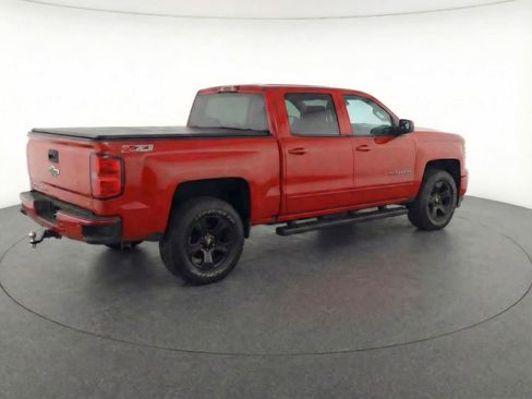 Used 2018 Chevrolet Silverado 1500 LT w/ All Star Edition image 4