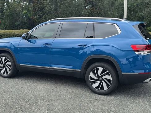 New 2026 Volkswagen Atlas SEL image 6