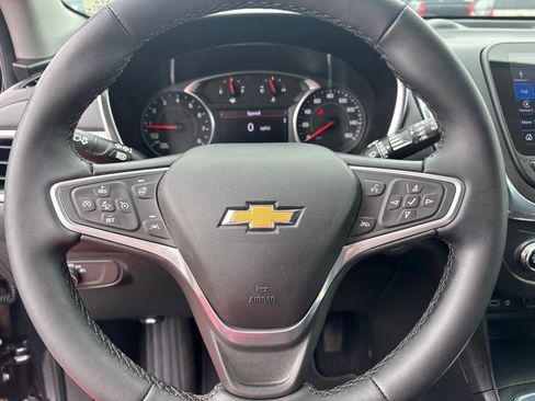 Used 2023 Chevrolet Equinox LT image 12