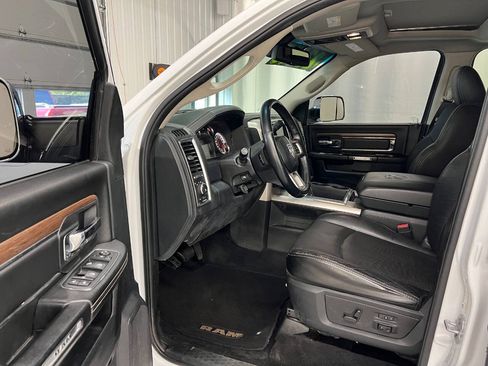 Used 2015 RAM 2500 Laramie w/ Cold Weather Group AWD/4WD image 7