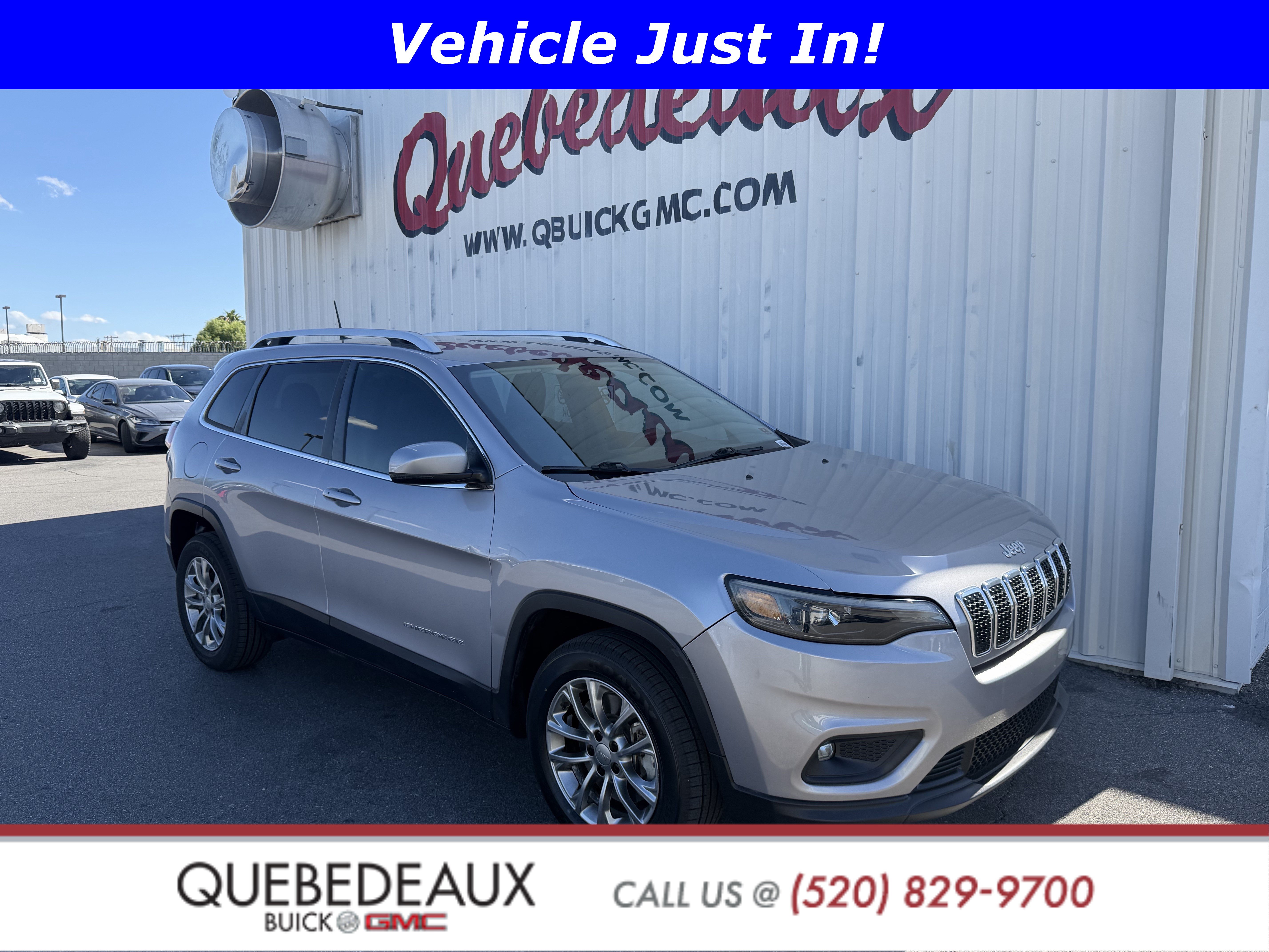 Used 2020 Jeep Cherokee Latitude Plus FWD image 1