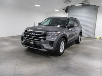 New 2026 Ford Explorer Active video 3