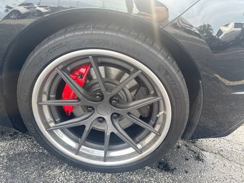 Used 2021 Chevrolet Corvette Stingray Premium Conv w/ Z51 Performance Package RWD image 41