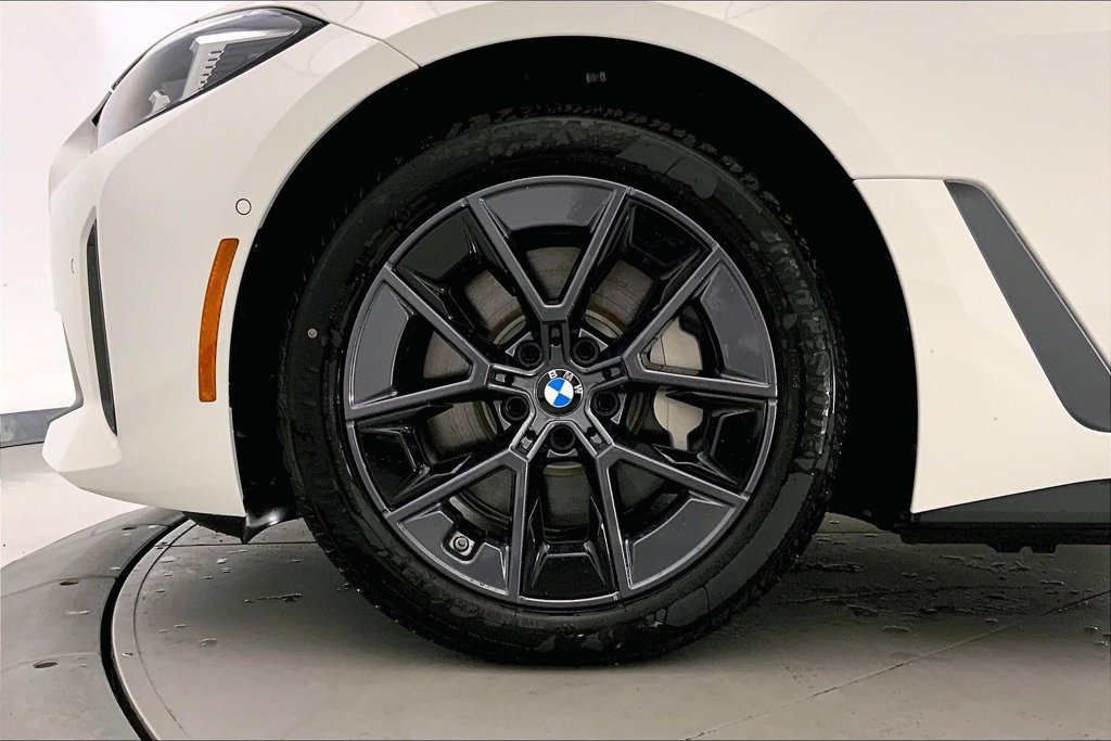New 2026 BMW i4 xDrive40i w/ Premium Package AWD/4WD image 9