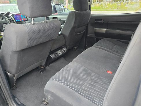 Used 2013 Toyota Tundra 4x4 CrewMax image 21