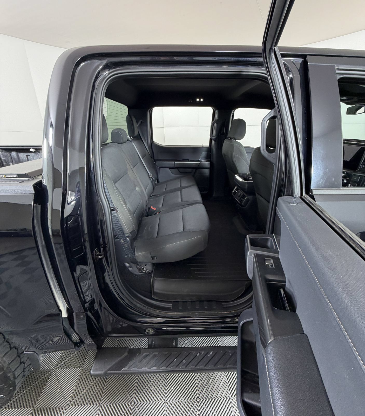 Used 2023 Ford F150 XLT w/ Equipment Group 302A High AWD/4WD image 5