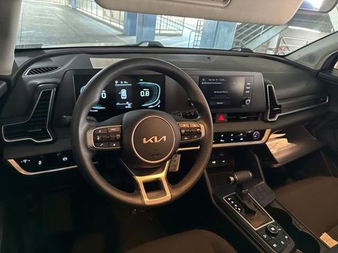 Certified 2024 Kia Sportage LX FWD image 7