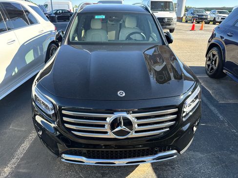 Certified 2026 Mercedes-Benz GLB 250 4MATIC image 5