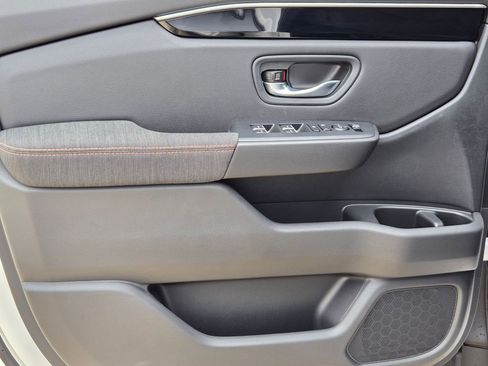 New 2026 Honda Pilot Sport image 12