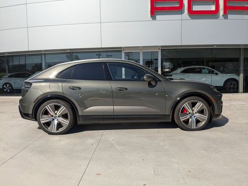 New 2024 Porsche Macan Turbo Electric image 8