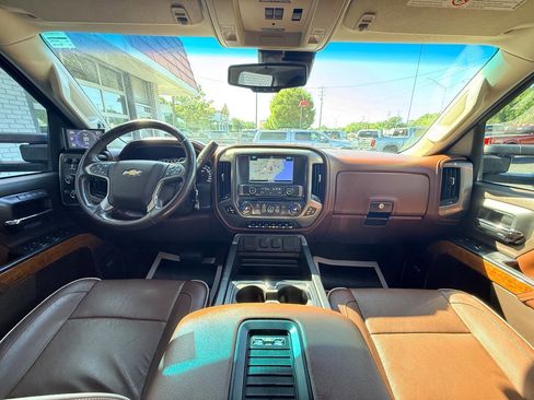 Used 2016 Chevrolet Silverado 2500 High Country w/ Duramax Plus Package AWD/4WD image 36
