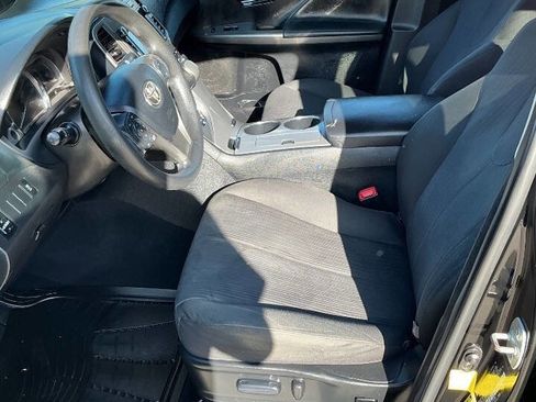 Used 2013 Toyota Venza LE FWD image 14