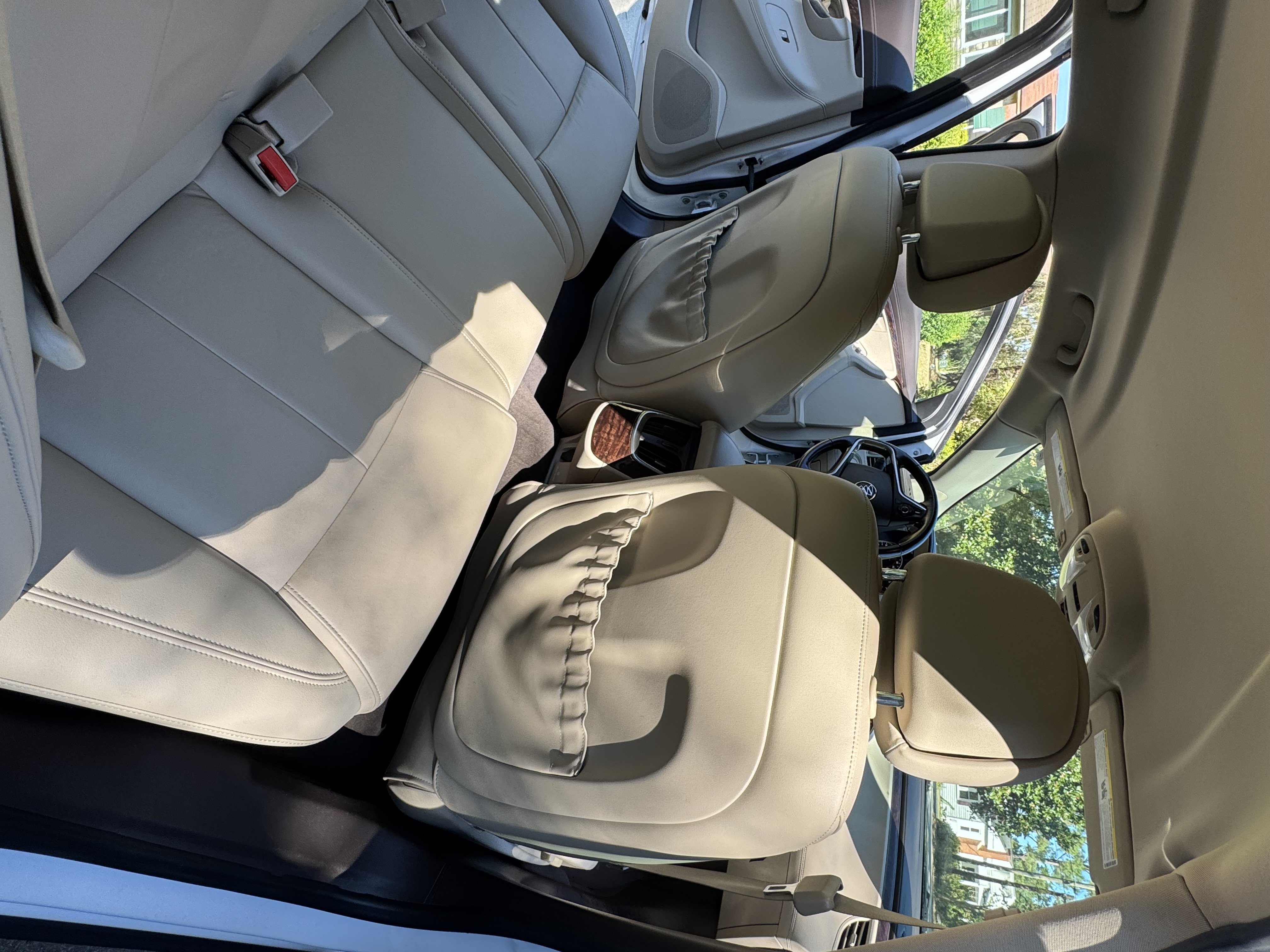 Used 2014 Buick LaCrosse Leather FWD image 36