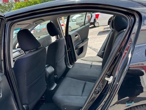 Used 2015 Honda Accord LX image 14