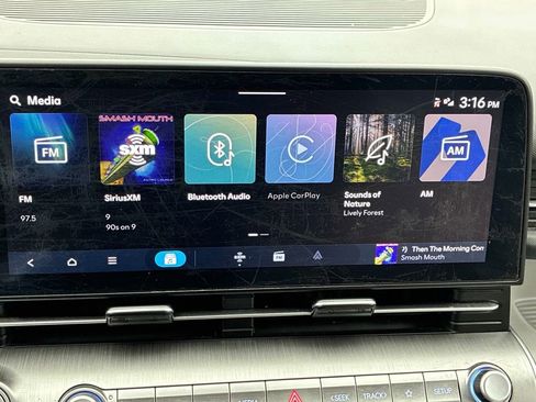 Used 2024 Hyundai Kona SEL w/ Convenience Package image 33