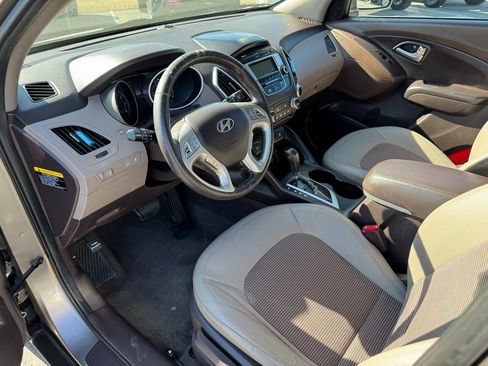 Used 2013 Hyundai Tucson GLS image 27