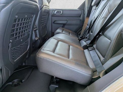 New 2025 Ford Bronco Badlands image 14