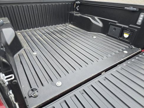 Used 2023 Toyota Tacoma TRD Off-Road image 18