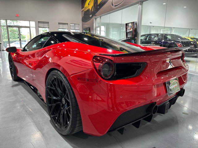 Used 2016 Ferrari 488 GTB RWD image 38