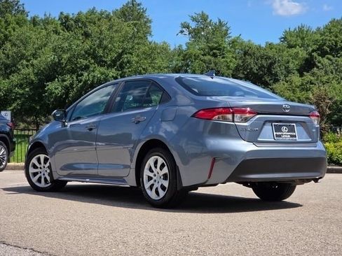Used 2024 Toyota Corolla LE FWD image 22