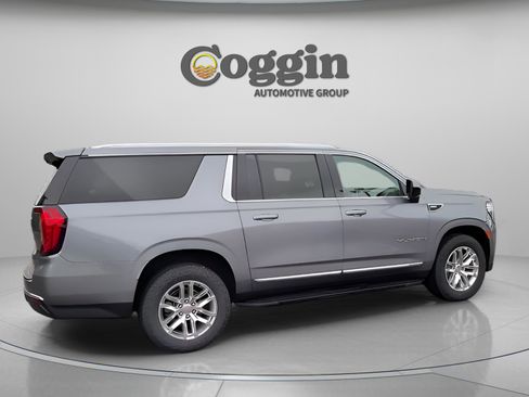 Used 2022 GMC Yukon XL SLT image 19