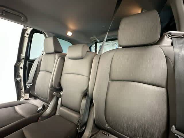 Used 2021 Honda Odyssey EX image 17