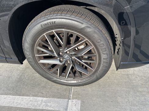 Used 2026 Lexus TX 350 AWD image 8