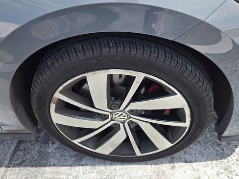 Used 2020 Volkswagen Jetta GLI FWD image 5