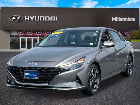 Certified 2023 Hyundai Elantra Limited FWD image 4