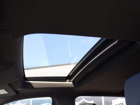 Used 2024 GMC Sierra 3500 AT4 w/ Technology Package image 12