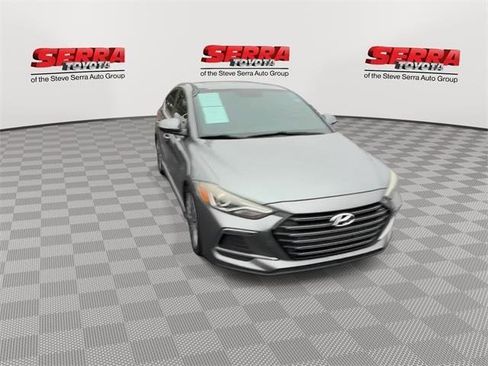 Used 2018 Hyundai Elantra Sport image 3