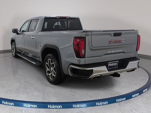 Used 2023 GMC Sierra 1500 SLT w/ SLT Premium Package AWD/4WD image 7