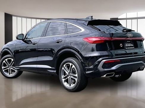 Used 2025 Audi Q5 2.0T Premium Plus w/ Premium Plus image 4