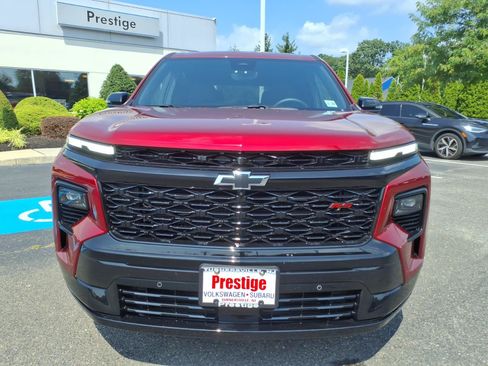 Used 2024 Chevrolet Traverse RS FWD image 6