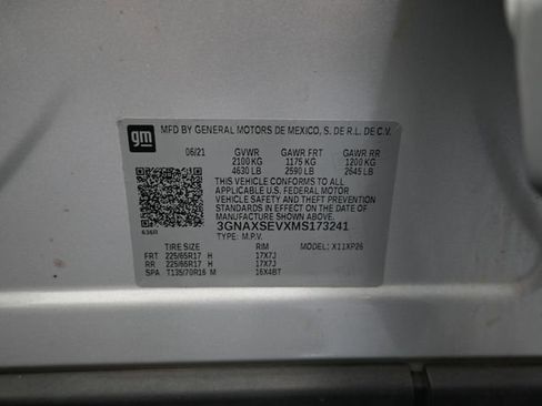 Used 2021 Chevrolet Equinox LS w/ LS Convenience Package image 45