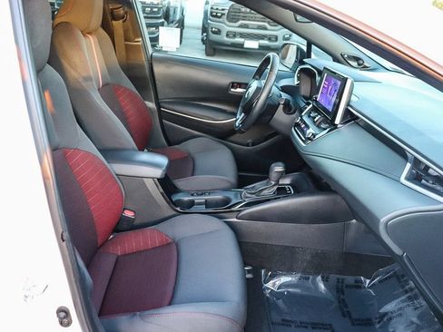 Used 2023 Toyota Corolla SE w/ SE Premium Package FWD image 21
