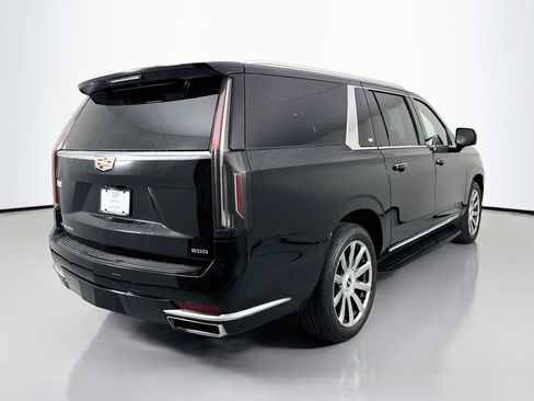 Used 2024 Cadillac Escalade ESV Premium Luxury Platinum AWD/4WD image 7