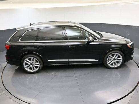 Used 2025 Audi Q7 3.0T Premium Plus w/ Premium Plus Package image 47